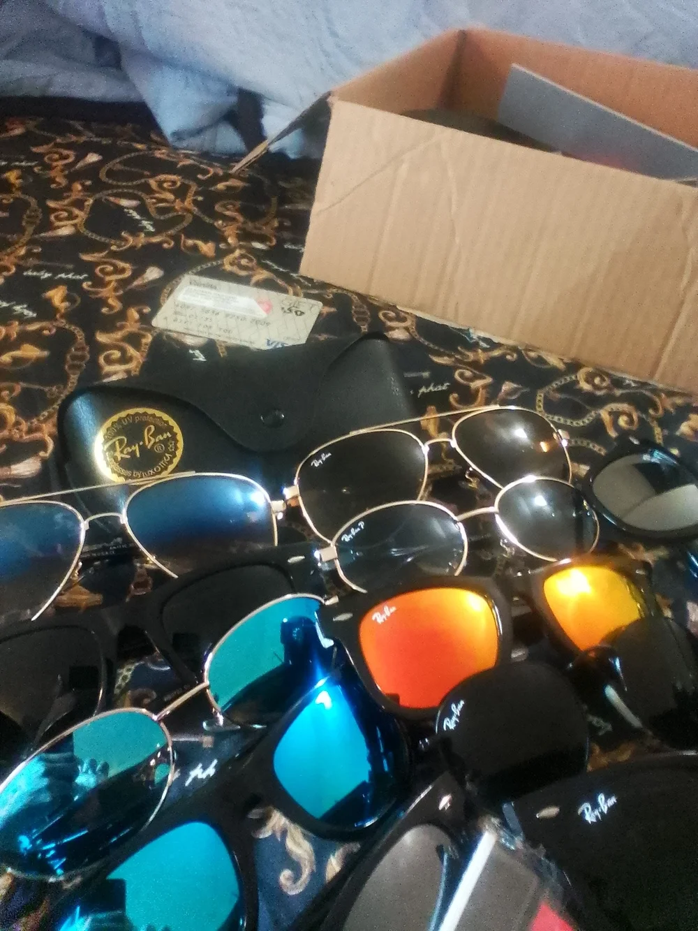 Statistics!!Gold Frame Sunglasses with Black Lenses, Statistics!!